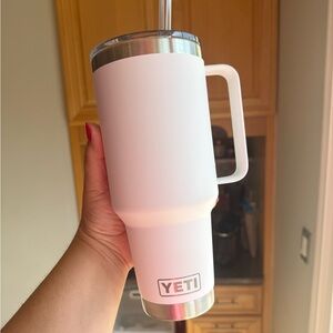 YETI White Travel Mug with Handle